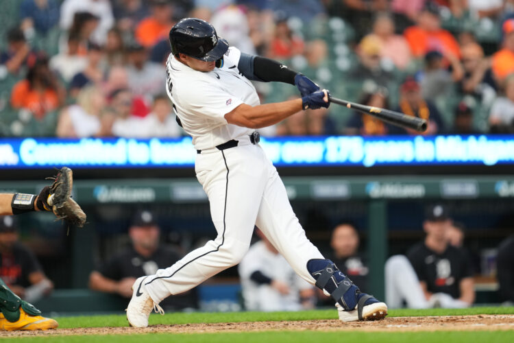Valencia homers, Tigers beat A’s 4-1
